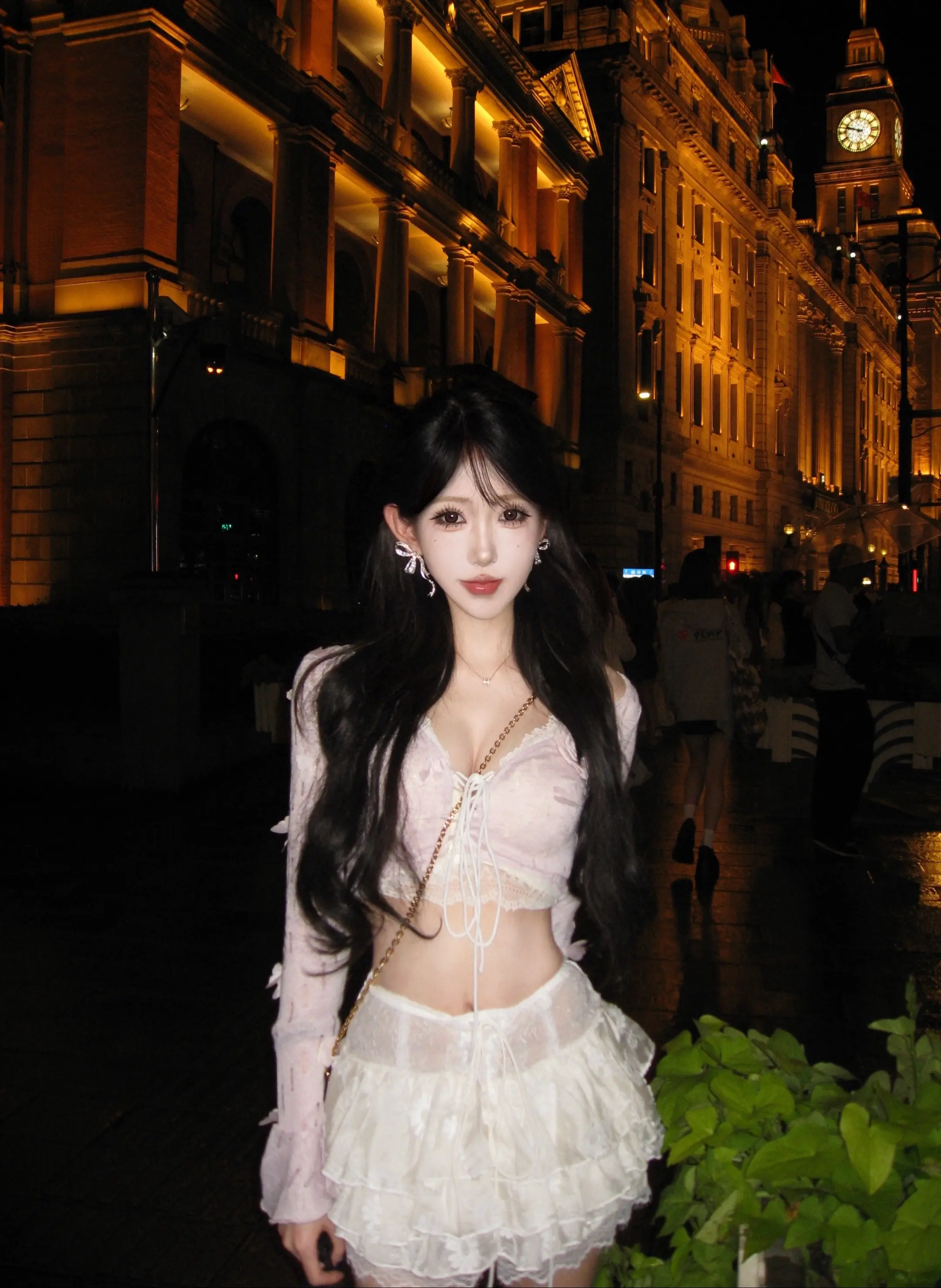 原来你看上的海 是纸醉金迷的上海