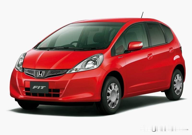 销量低迷的飞度为何要推出限量版 曾经的“国民神车”本田飞度，如今的销量简直惨不忍