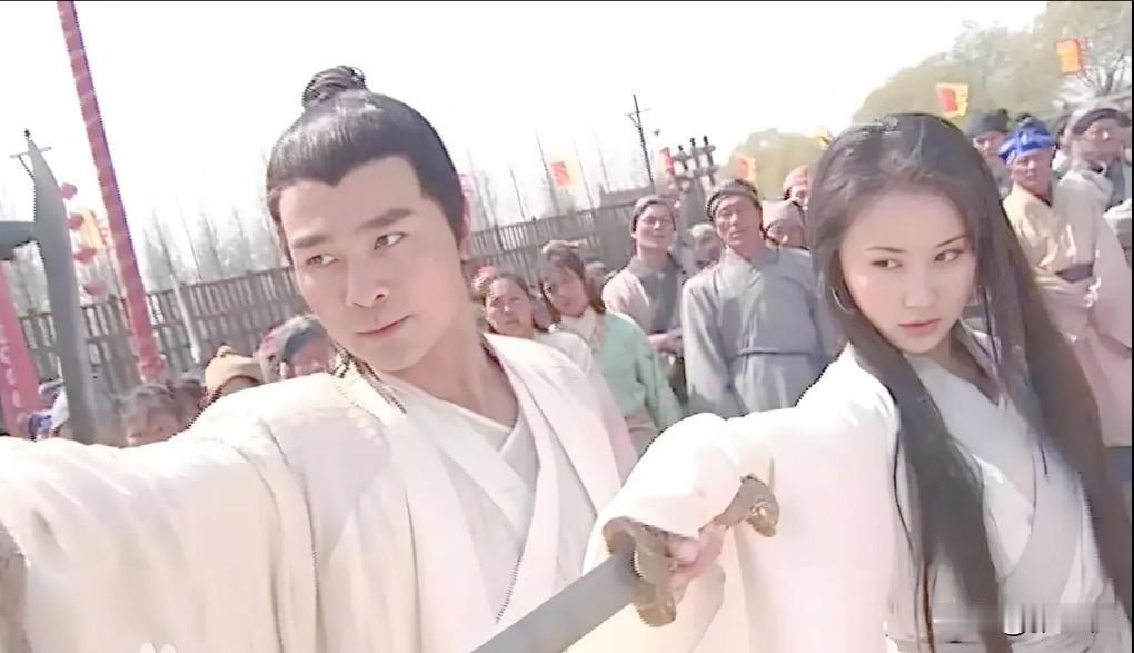 吴樾20多年前演的《连城诀》，这个武侠电视剧还是有点意思的，这部电视剧展示了各方
