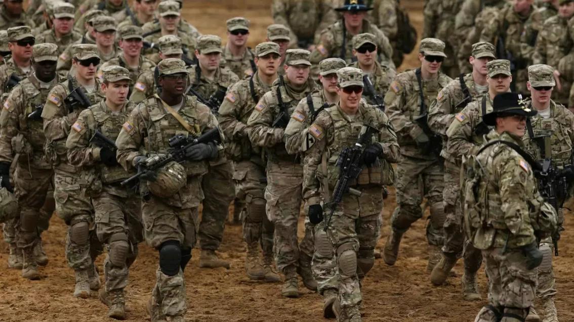 《图片报》报道，当地时间29日，波兰防长柯西尼亚克-卡梅什表示，美国政府已向华沙