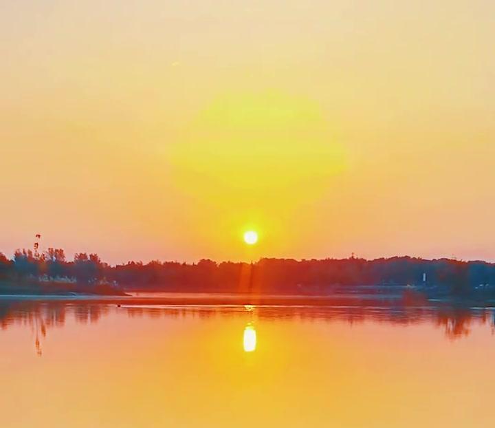 你好，2026！

当2026年的第一缕晨光越过地平线，照亮的不仅是崭新的日历，