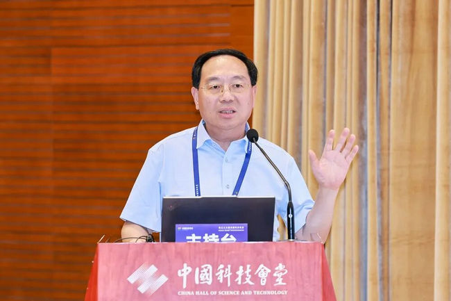 中国信科陈山枝：光通信“上天、入海、上车、入算” 多维拓展，筑牢中国式现代化数字底座