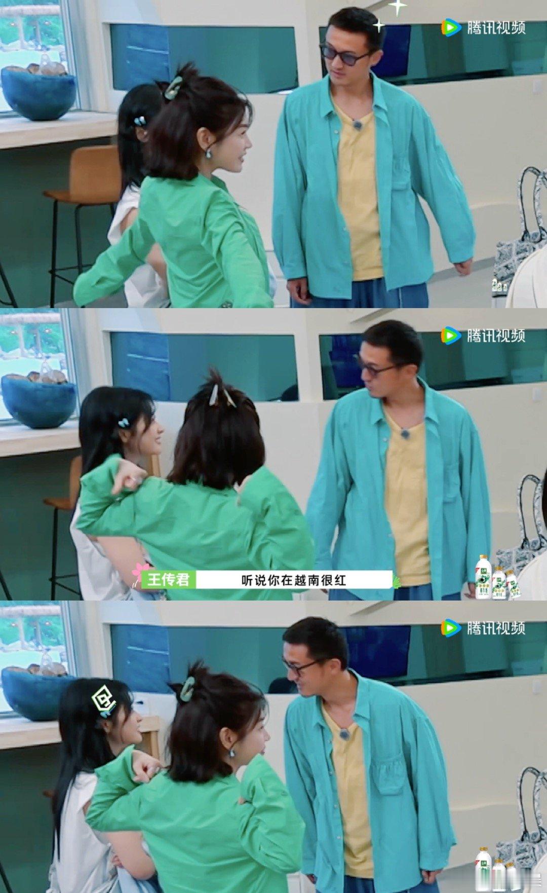 #王传君说沈月在东南亚很火# 看来王传君也是沈月姐姐的粉丝啊！他对沈月在东南亚的