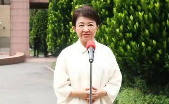 4月8日，曾被视为国民党下一届台湾地区领导人选举热门人选的卢秀燕，被媒体问到怎么