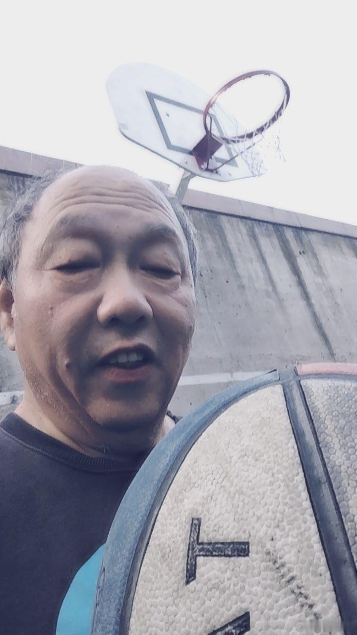 3：6：6，30个罚球线位置投进15个。100个三分球投进32个。又50个三分球
