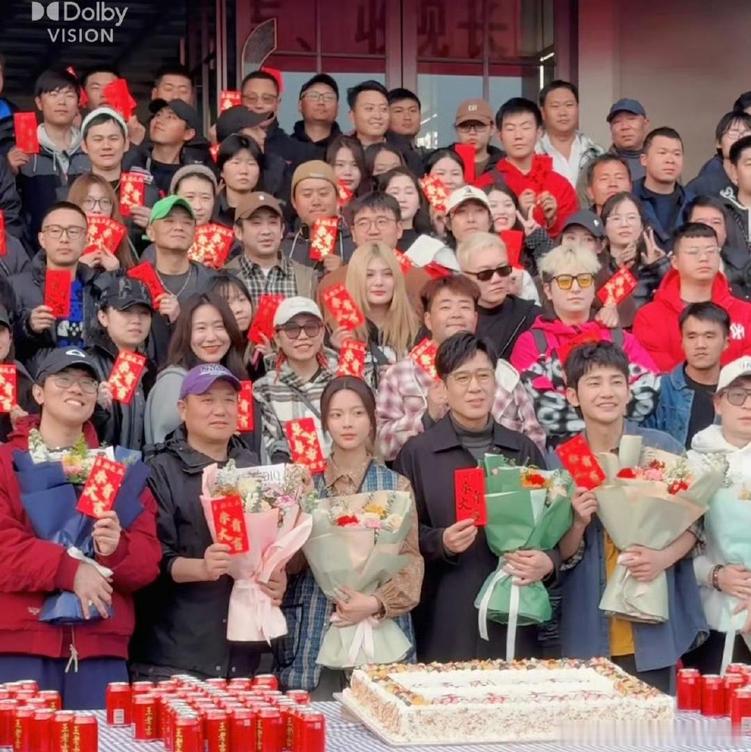 剧版喜剧之王杀青  祝杨超越主演的剧版《喜剧之王》杀青快乐！期待电视剧与大家早日