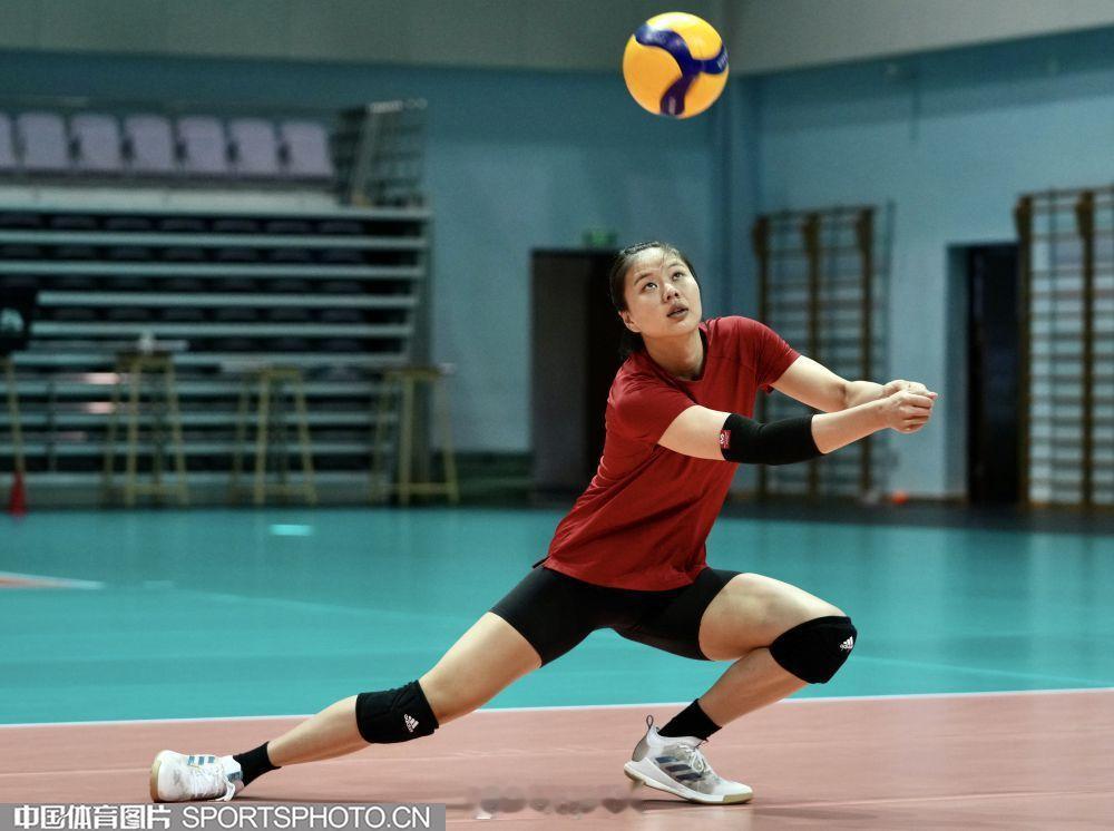 宇队 龚翔宇 朱袁张1块2毛9[超话] 中国女排 ​​​
