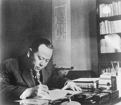 1985年，我国一位高级干部访问日本，在行程尾声，竟要去参观靖国神社，随行人员反