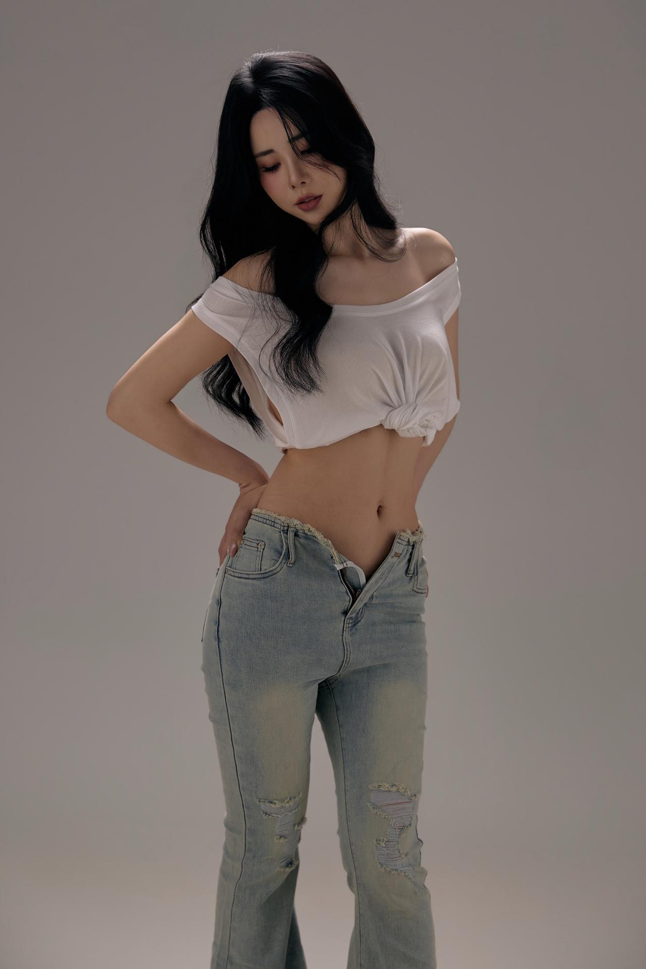 辣妹 露肩穿搭 纯欲风格天花板 深圳约拍摄影师 简约纯欲风