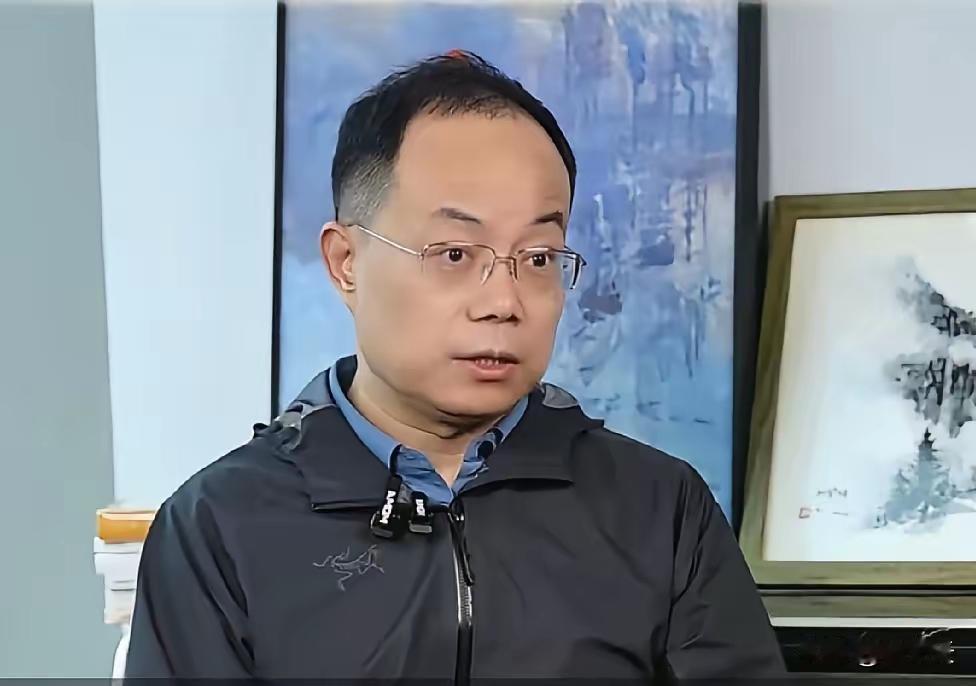 我最喜欢的北大心理学家武志红老师说过一段话，特别的醍醐灌顶：
​“混的最辛苦的一