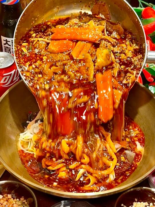 济南！吃了好多次的极品冒菜！真的好过瘾！