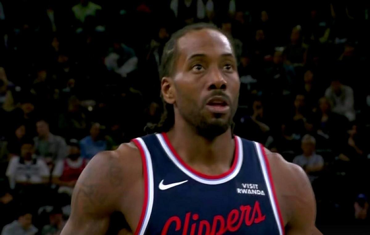 第一节7中1，我都以为这机器人今天要宕机了。
结果第二节直接暴走，一个人轰了16