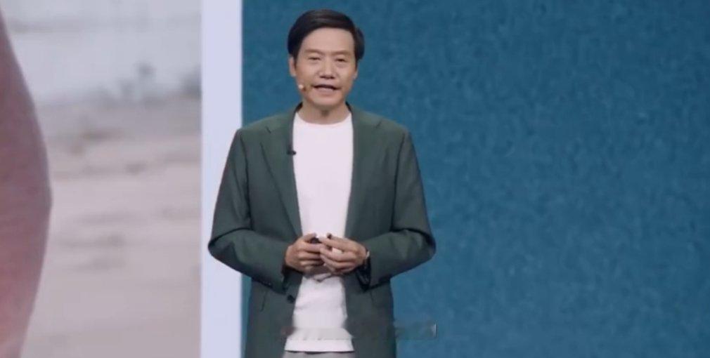 主动加入顺为，雷总邀请进小米，是从顺为挖人，你们不要再争了抽象汽车商业评论赢学研