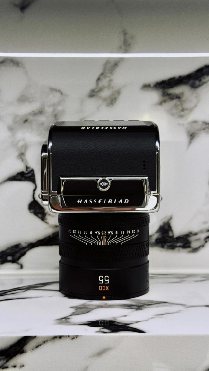 907X独有的精致和慵懒简直吸引人!对于从胶片时代过来的人，防不防抖没什么太大的