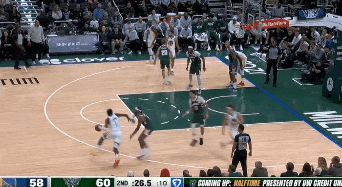 好跳布啊！库明加这球哪走步了？
在今天NAB常规赛勇士对阵雄鹿的第二节比赛中，库