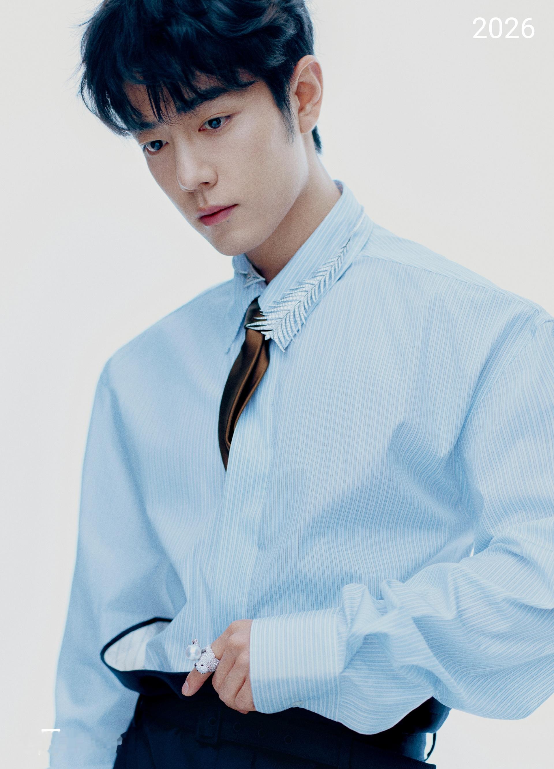 博君一肖 2026年第二季度 双面卡质月历+双人电子桌面------------