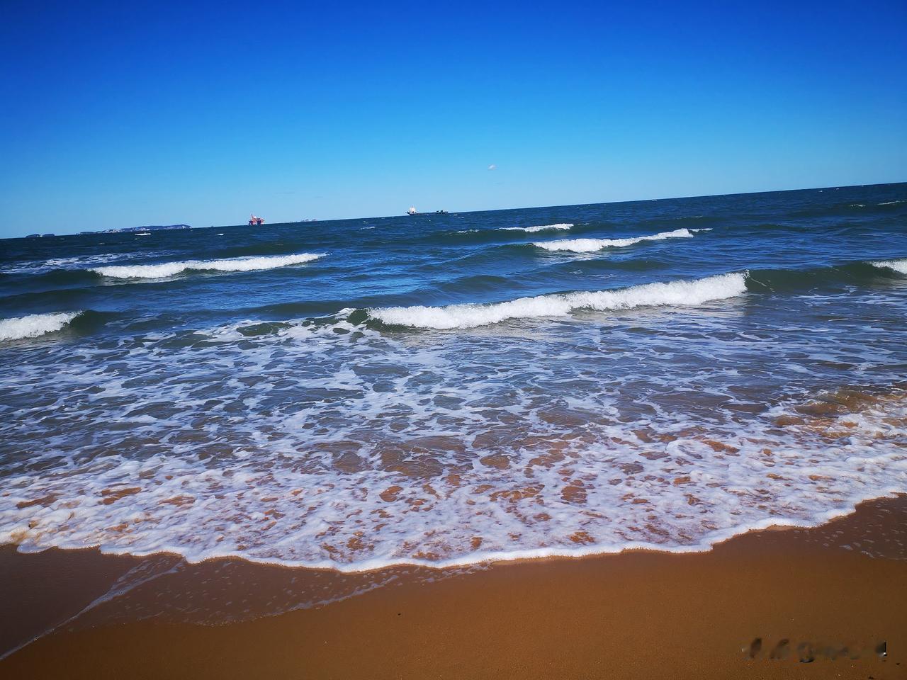 一段很有力量的话：
“水再浑浊，只要长久沉淀，依然会分为清澈。不要愤懑起点太低，