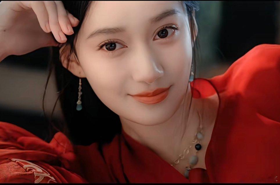 夏梦 郭晓婷只有我觉得她们俩特别像吗 