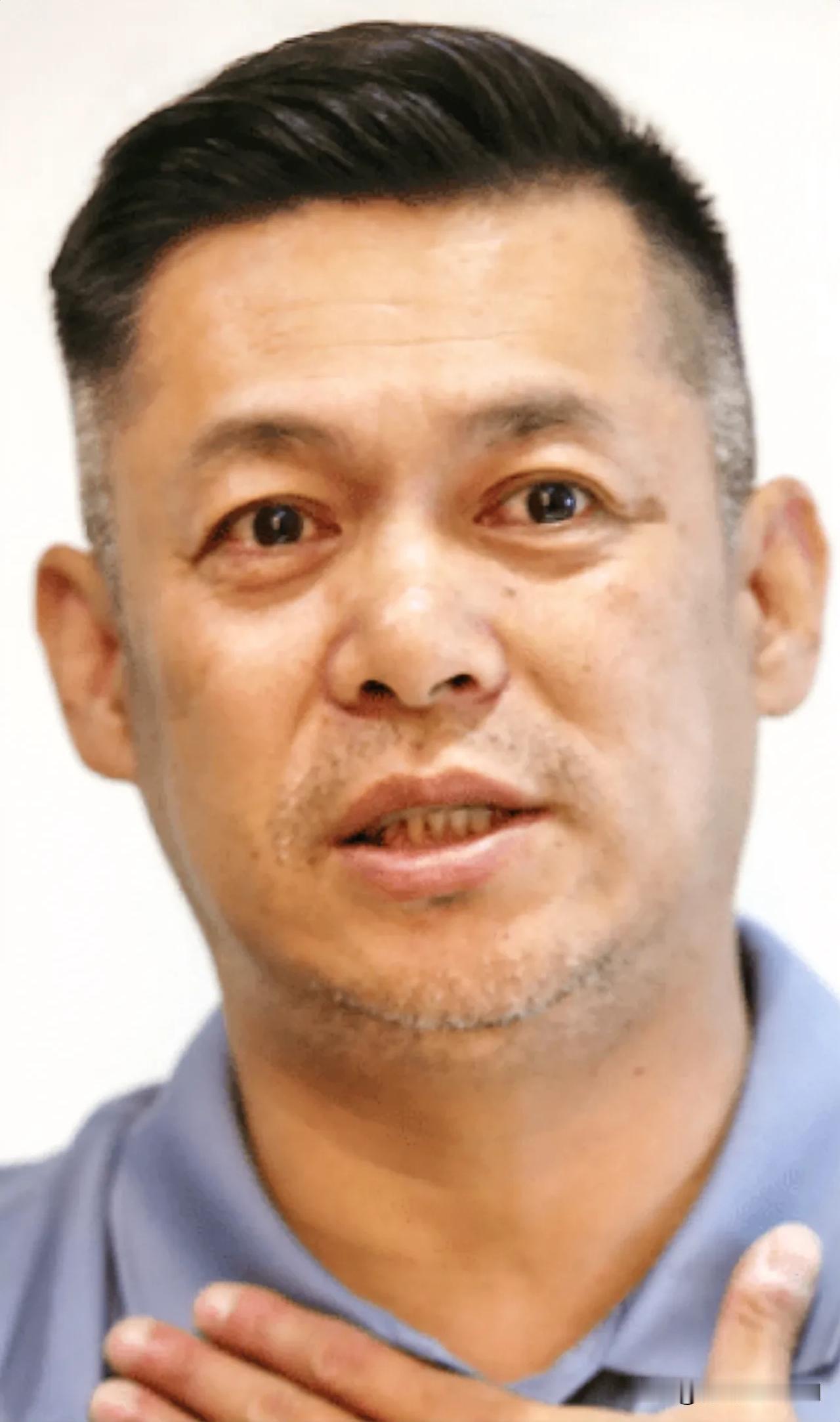 人财两空！56岁台湾知名主持人汪建民，因肺腺癌4期去世，曾接受7个月9次化疗，6
