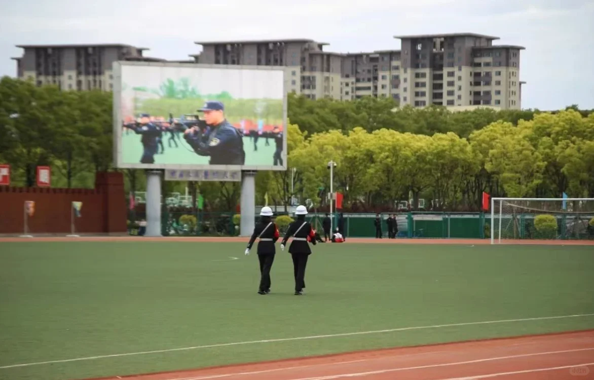 警校要学会自己加练，为什么有人说警校训练