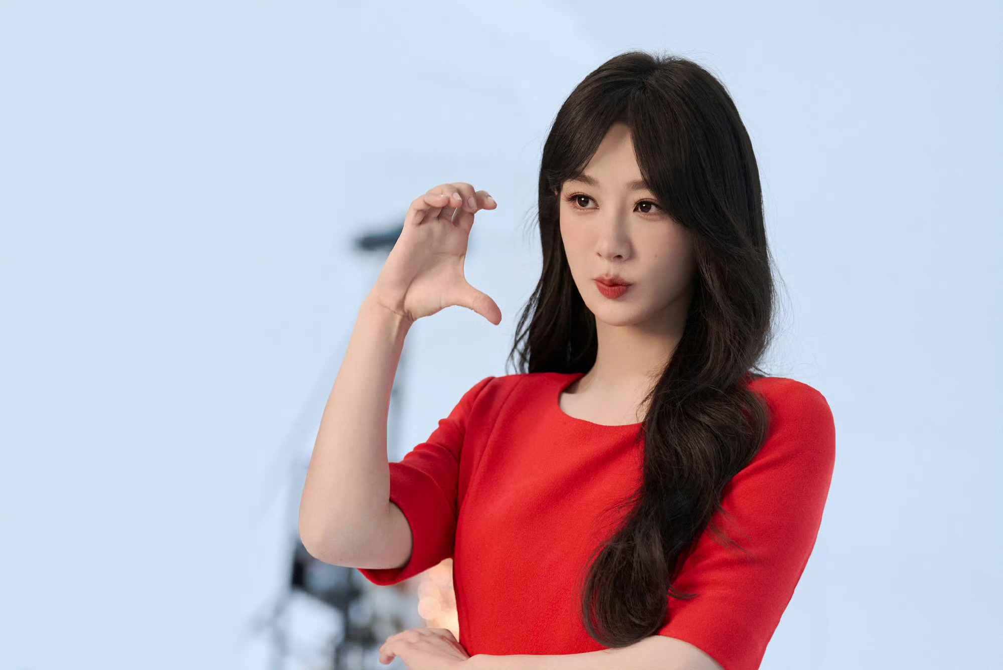 新的一年新的紫妹！祝福杨紫好运连连，顺顺利利～ 