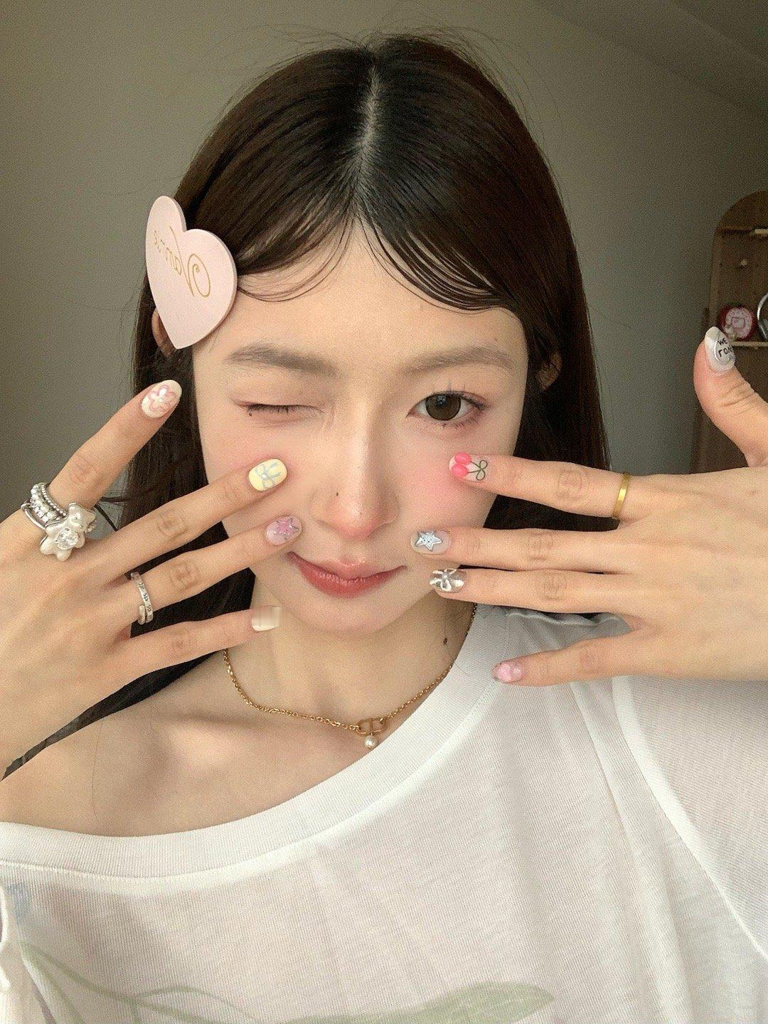 💅 ​​​