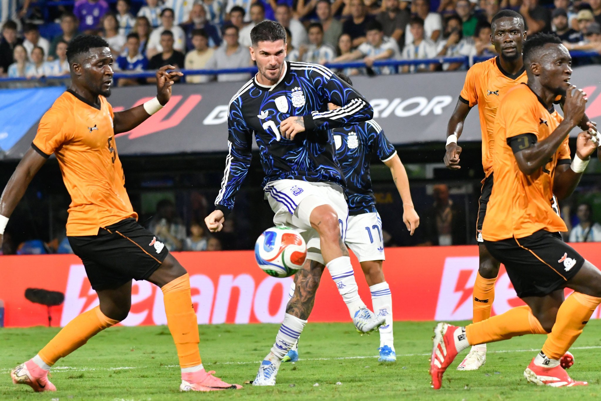 🎙 罗德里戈·德保罗：“今天球队表现更好，我们很高兴。我认为当我们状态良好时，