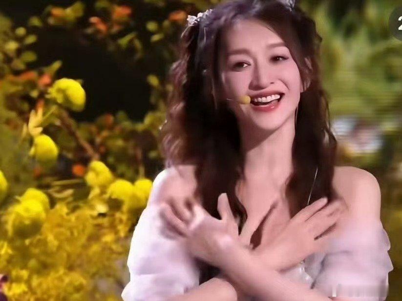 向太说李小冉跑调跑火了向太说李小冉跑调跑火了，还说自己也试了，跑调更厉害哈哈哈哈