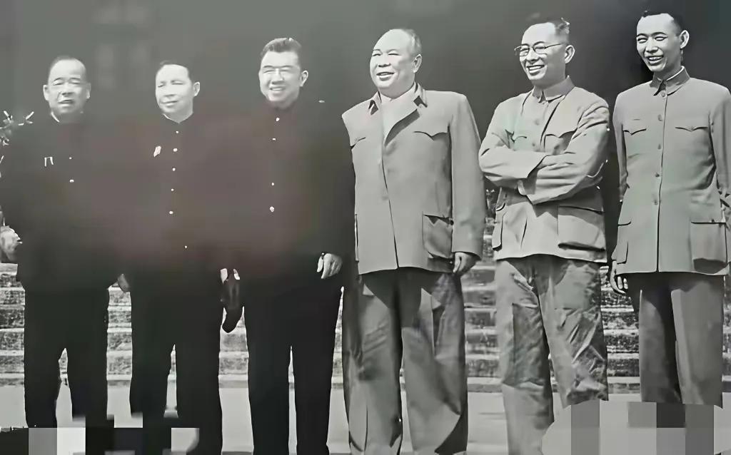 我敢打赌！能在这里面能认出三个，历史绝对相当的厉害。