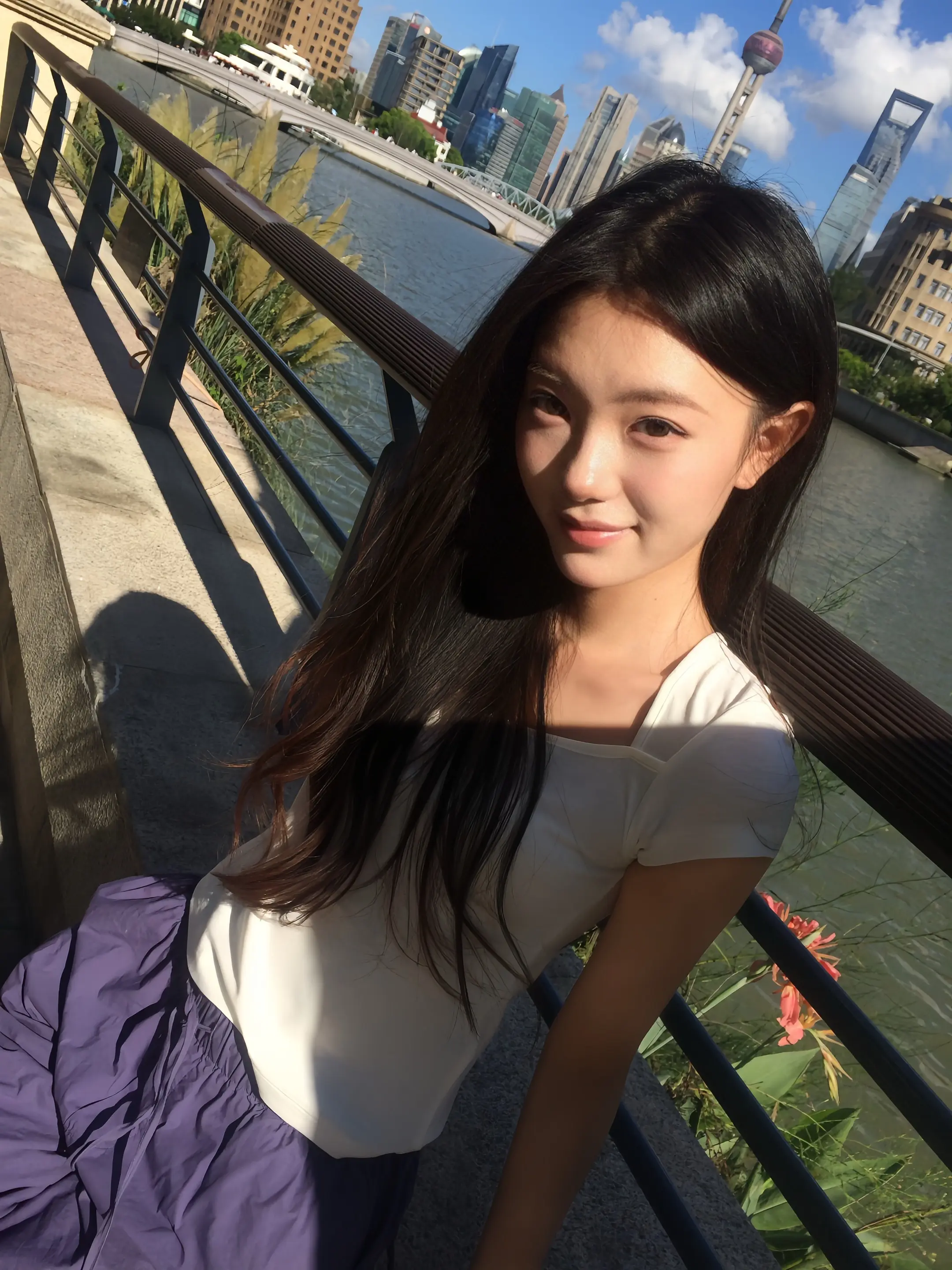 更独立 更有主见且富有美感的生活下去