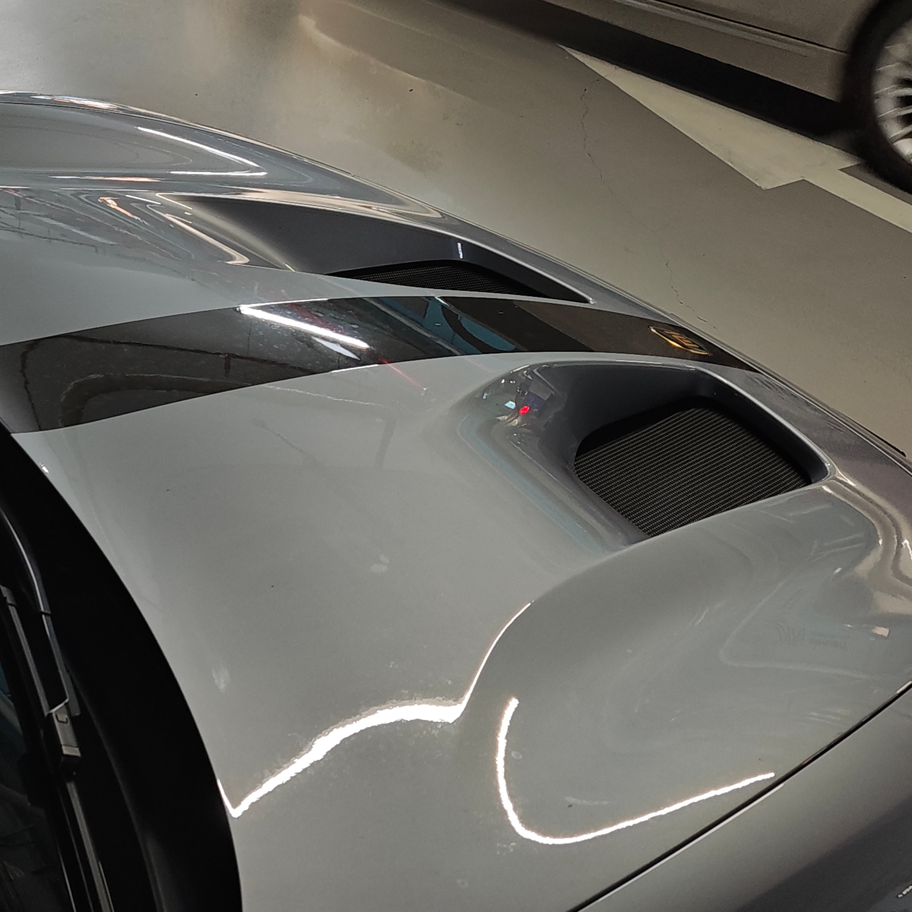 这两个孔确实大深圳好多车SOMECAR[超话]小米su7ultra ​​​