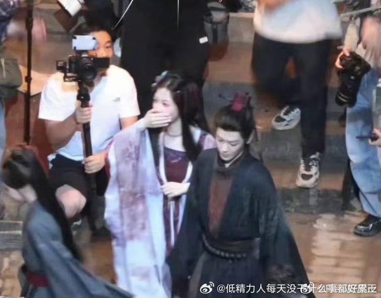 同框路透有啥再过半个月就和将门一样炒吻戏路透吹cp感了