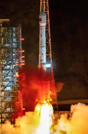 马失前蹄，我国火箭发射失败！北京时间今天00：55，我国在西昌卫星发射中心使用长