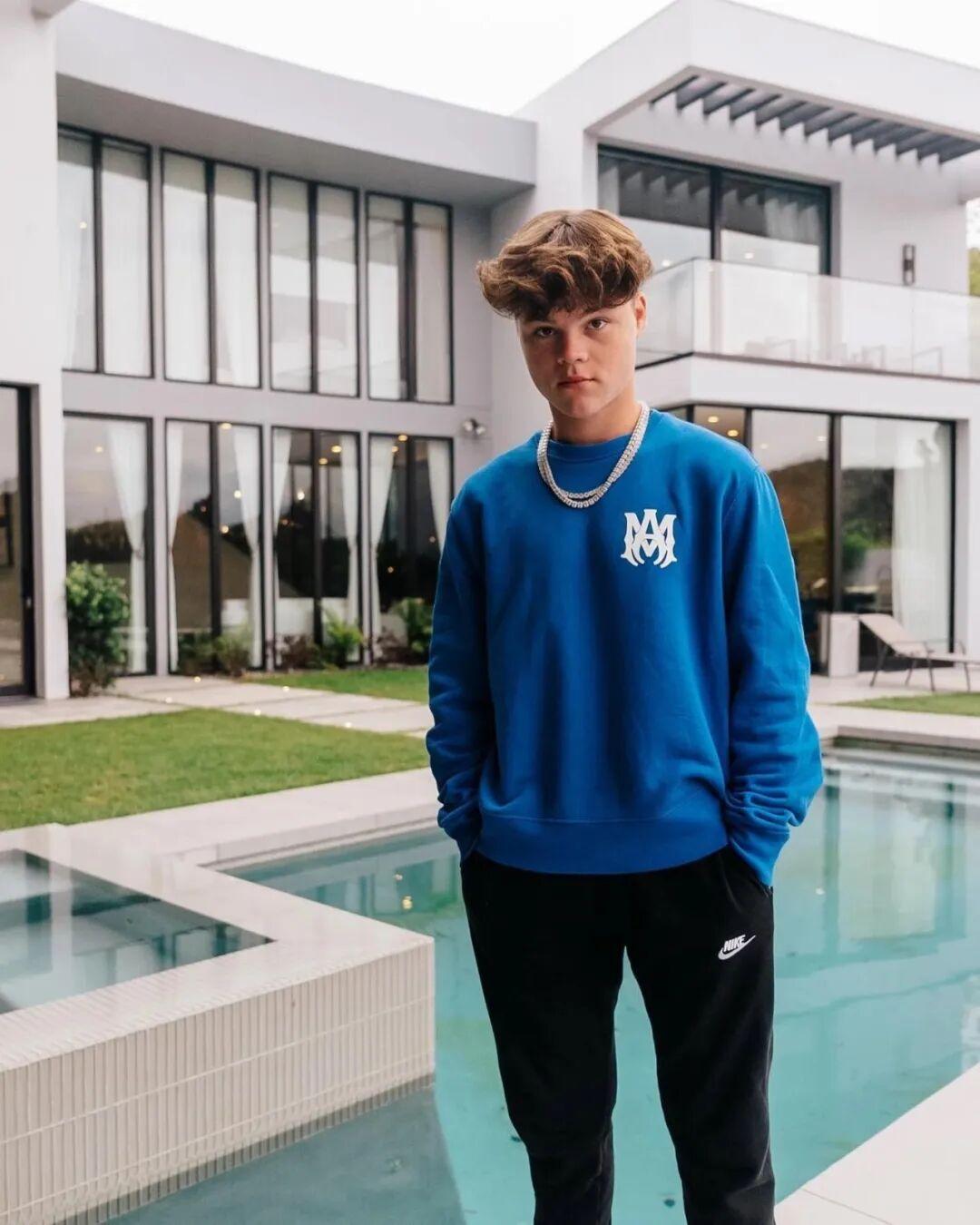 Jack Doherty拥有超过1500万YouTube订阅者和2800万跨平台