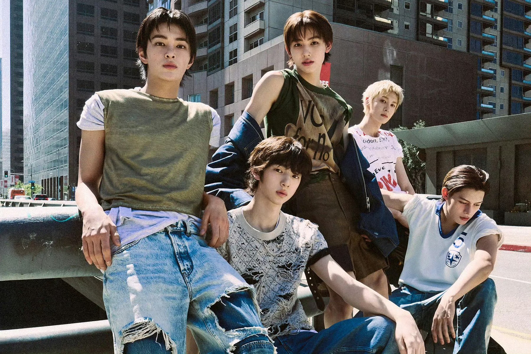 Hybe四月回归组合 hybe团4月回归4月13日：TXT4月21日：&TEAM