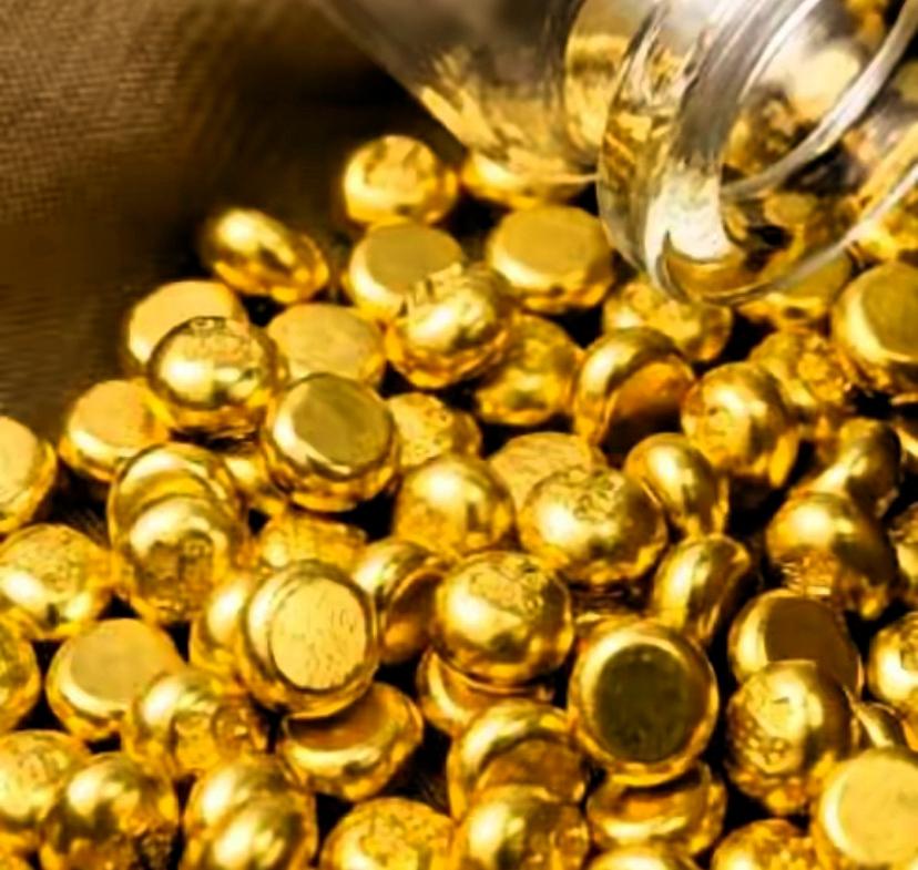 黄金半夜突发大跌！
933跌到916，
抄底还是观望？

白天还稳稳站在933元