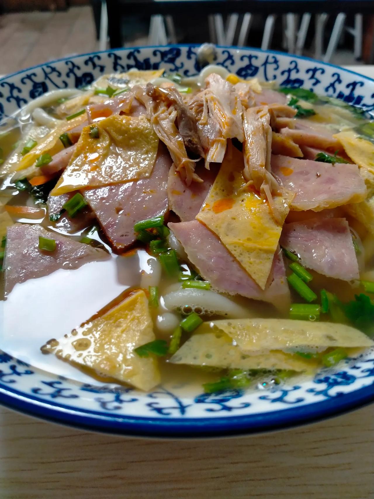 我到张店火车站，妇幼保健附近，吃过几次饭？周村也吃过，不做评论，说句实话，吃在潍