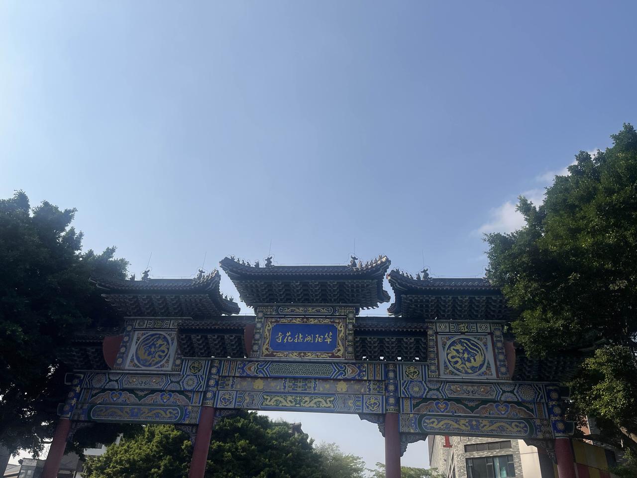 广东真的只有夏天跟冬天吗?广东感觉直接进入夏天的样子，今年居然没有细雨绵绵的春天