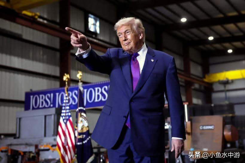 特朗普下令轰炸伊朗，仅43%美国人支持。
 
美国总统特朗普于上周六（2月28日