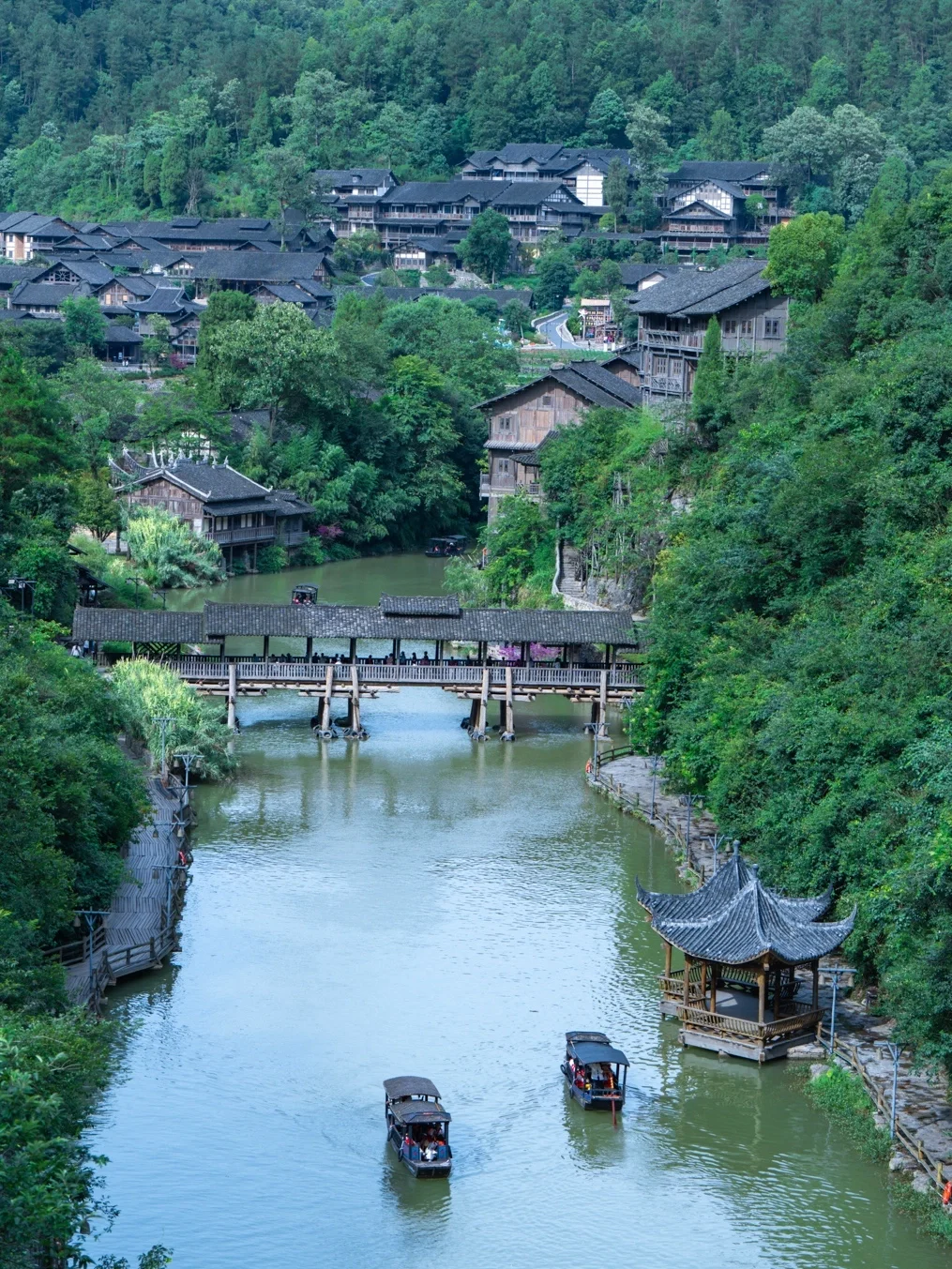 高铁直达|不想工作，就来这过几天神仙日子