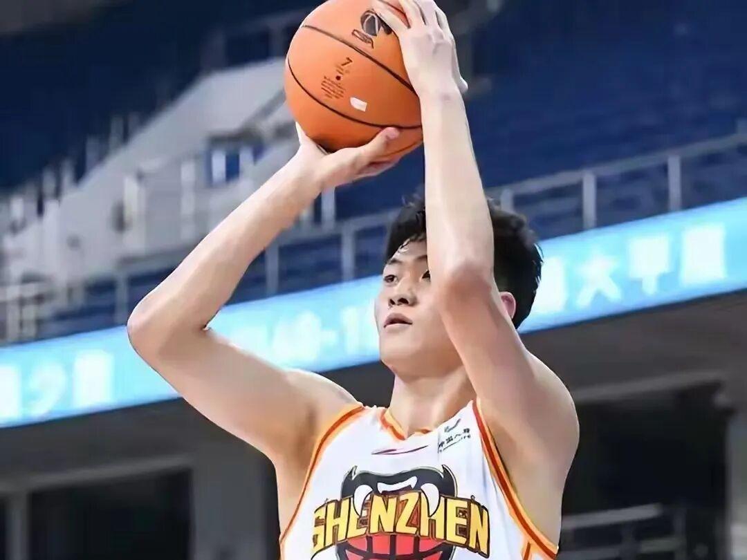 CBA最新消息：据知名篮球自媒体人赵环宇发文：“王浩然对浙商证券男篮砍下生涯新高
