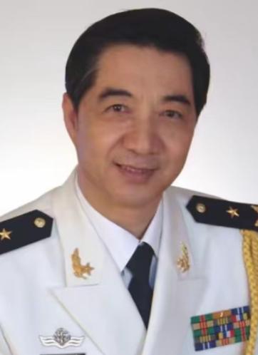 在特朗普第一次上台的时候，局座就说的很清楚：要是这位连任美国总统，那么美国变成世