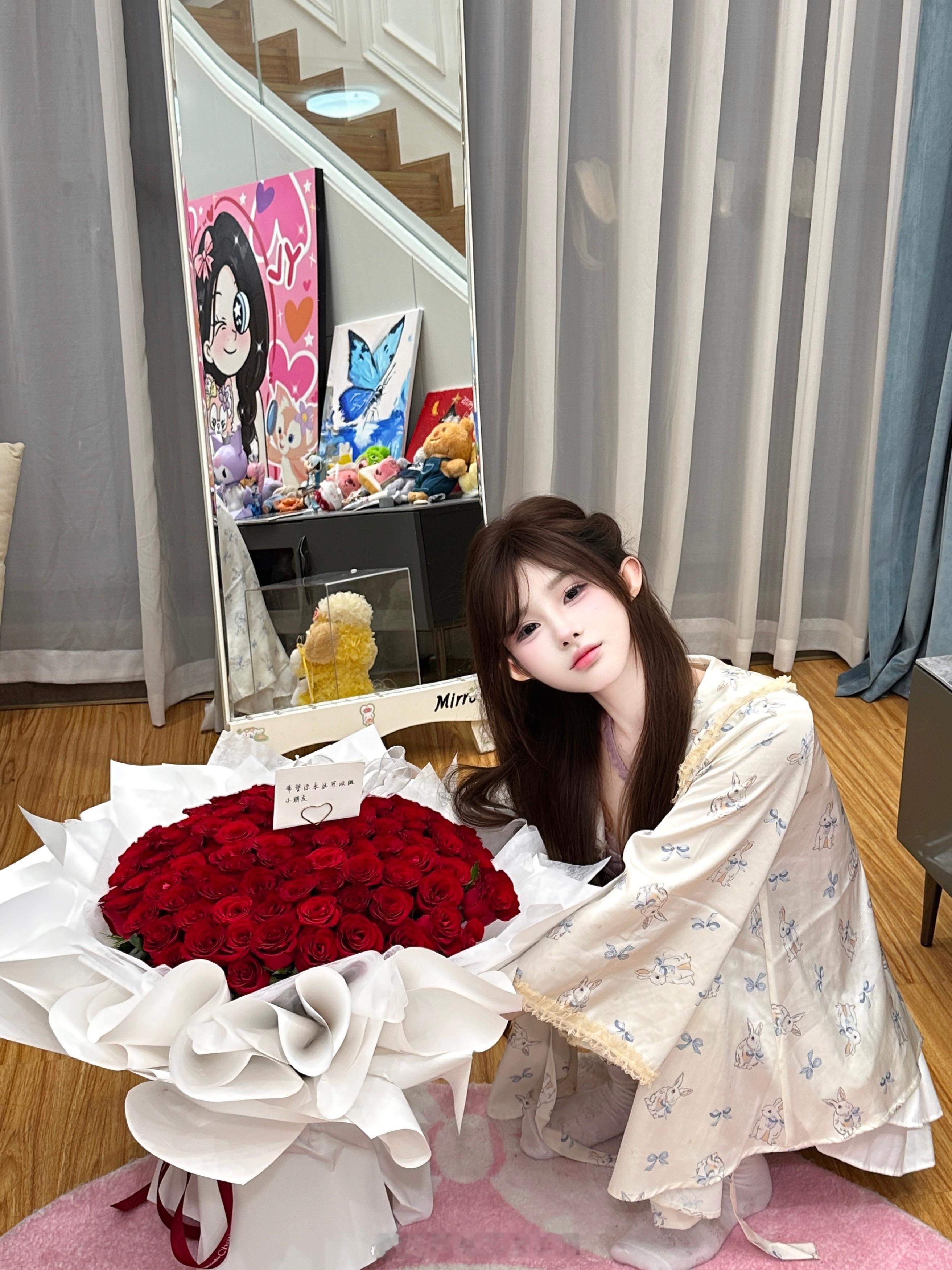 不再追求那种缠缠绵绵互相绑架的爱情我想要的是独立的个体 在各自领域里闪闪发光能赚