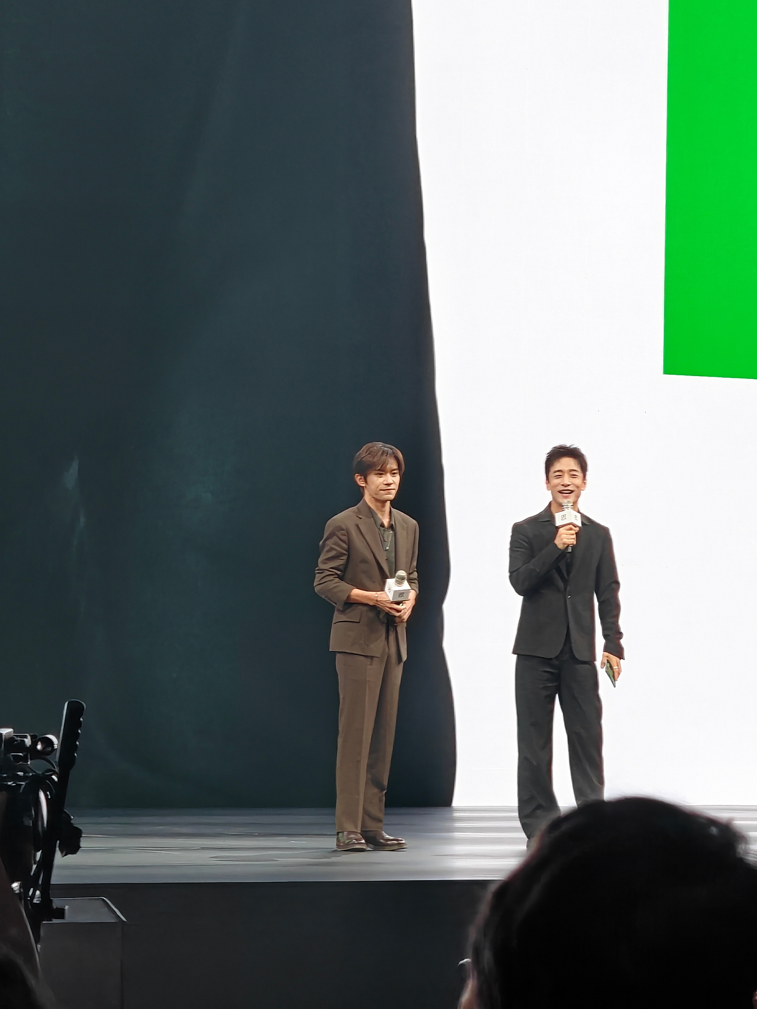 兄弟们，没想到！易烊千玺来了！！！华为nova15及全场景新品发布