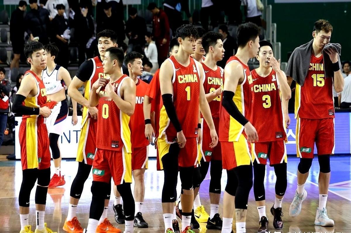 对郭士强执教不满？著名篮球评论员马健的发文，虽然没有点名道姓，关注男篮的都知道是