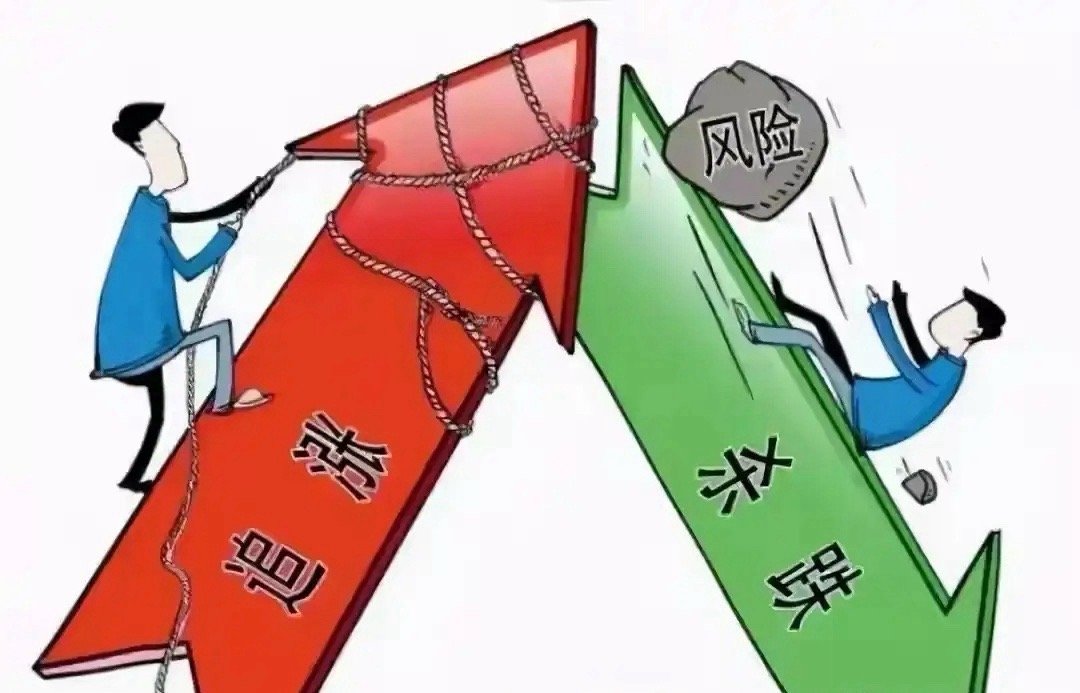多重因素共振高开低走乌云盖顶，朋友你规避风险了吗？近几天的技术分析步步预警，综合