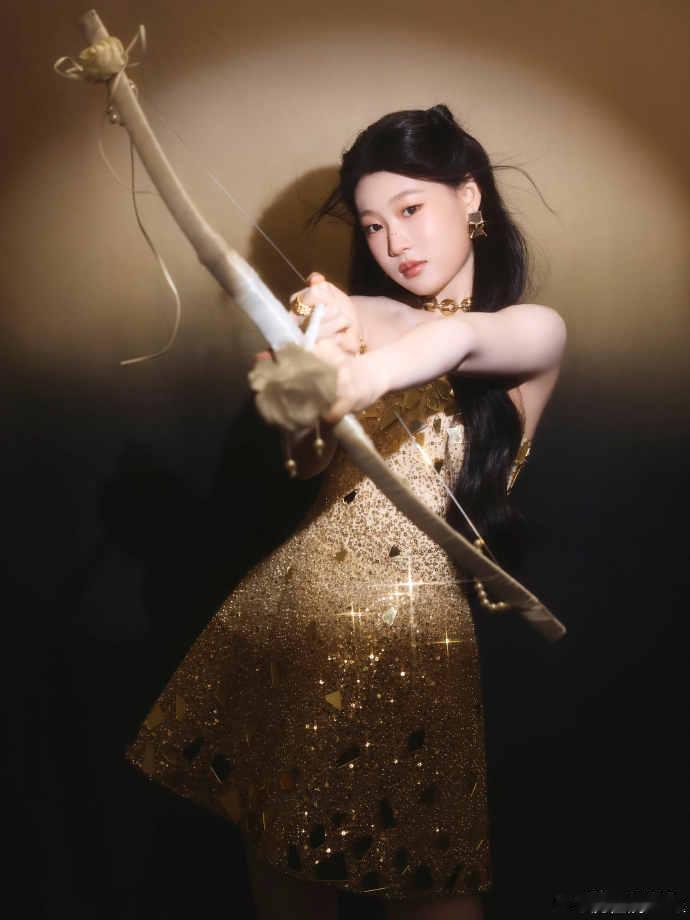 沈佳润全开麦  沈佳润全开麦舞台真超级稳，看到咱们妹妹在舞台上面的唱跳的时候，真