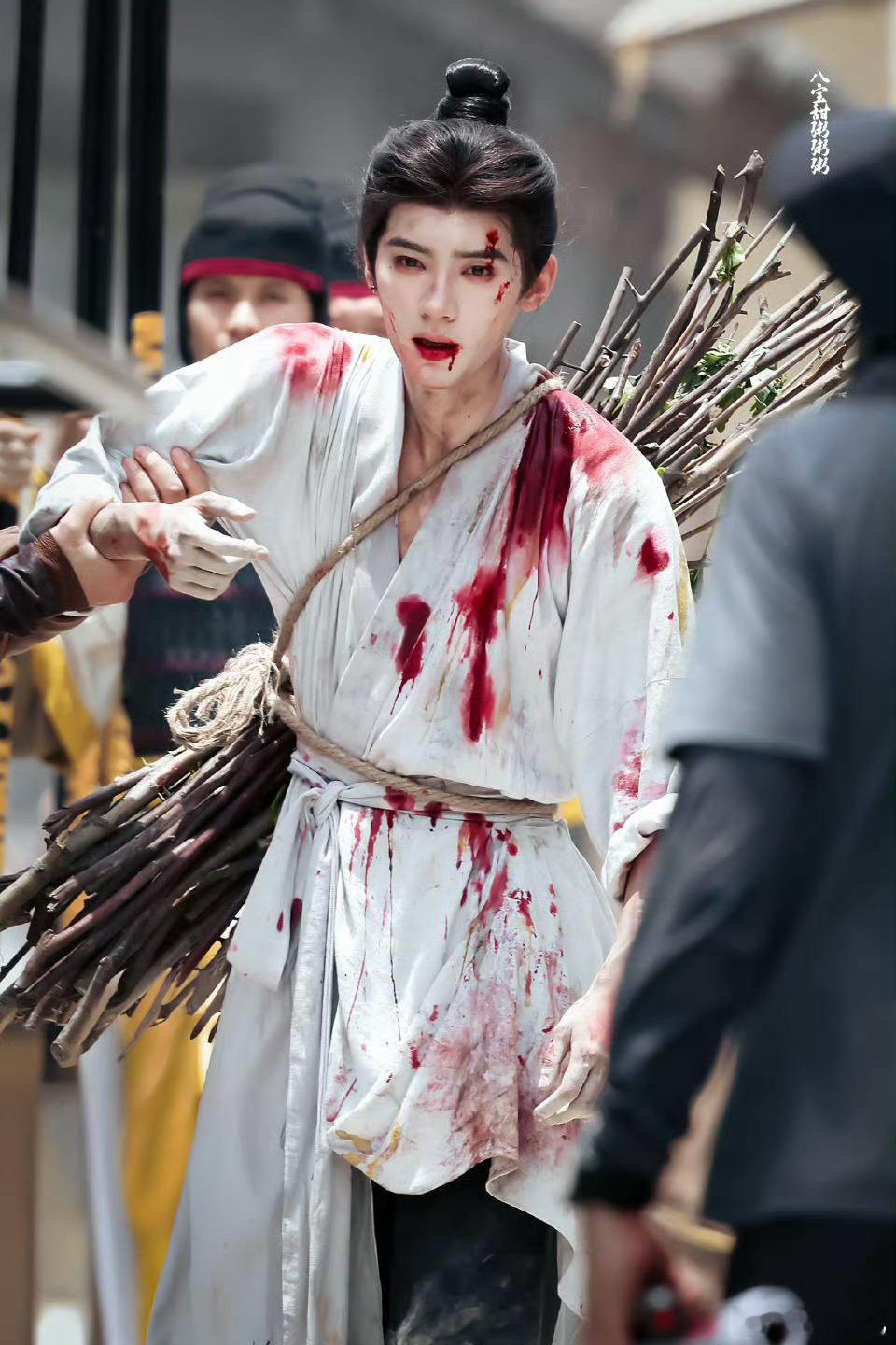 战损易燃 ​​​