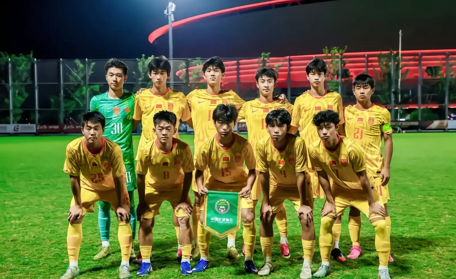受上海台风影响，U17国足与阿森纳U17的明日之星决赛取消，两队并列冠军赛事最佳