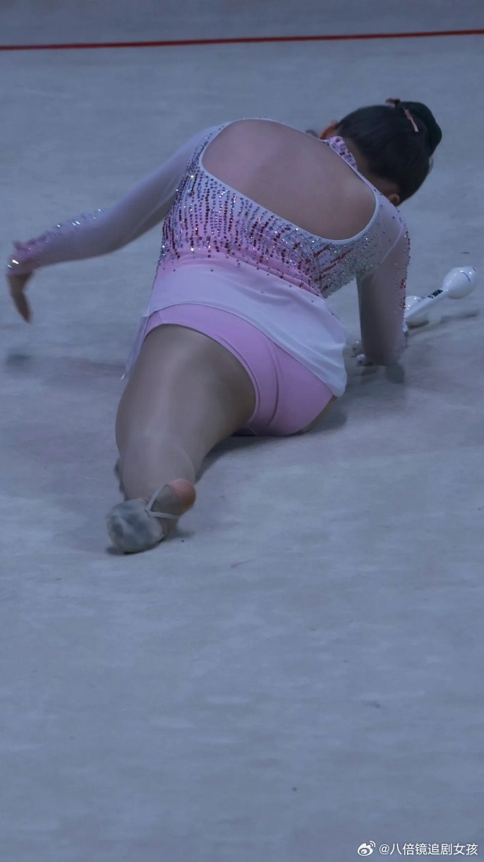 欧阳娣娣早期艺术体操 柔美且有力量 
